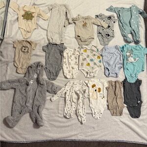 Bundle newborn & 0-3 months infant onesies lightly used gender neutral